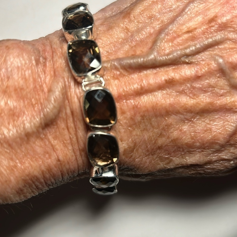 ⭐⭐ Reventia Topaz SS Bracelet⭐⭐